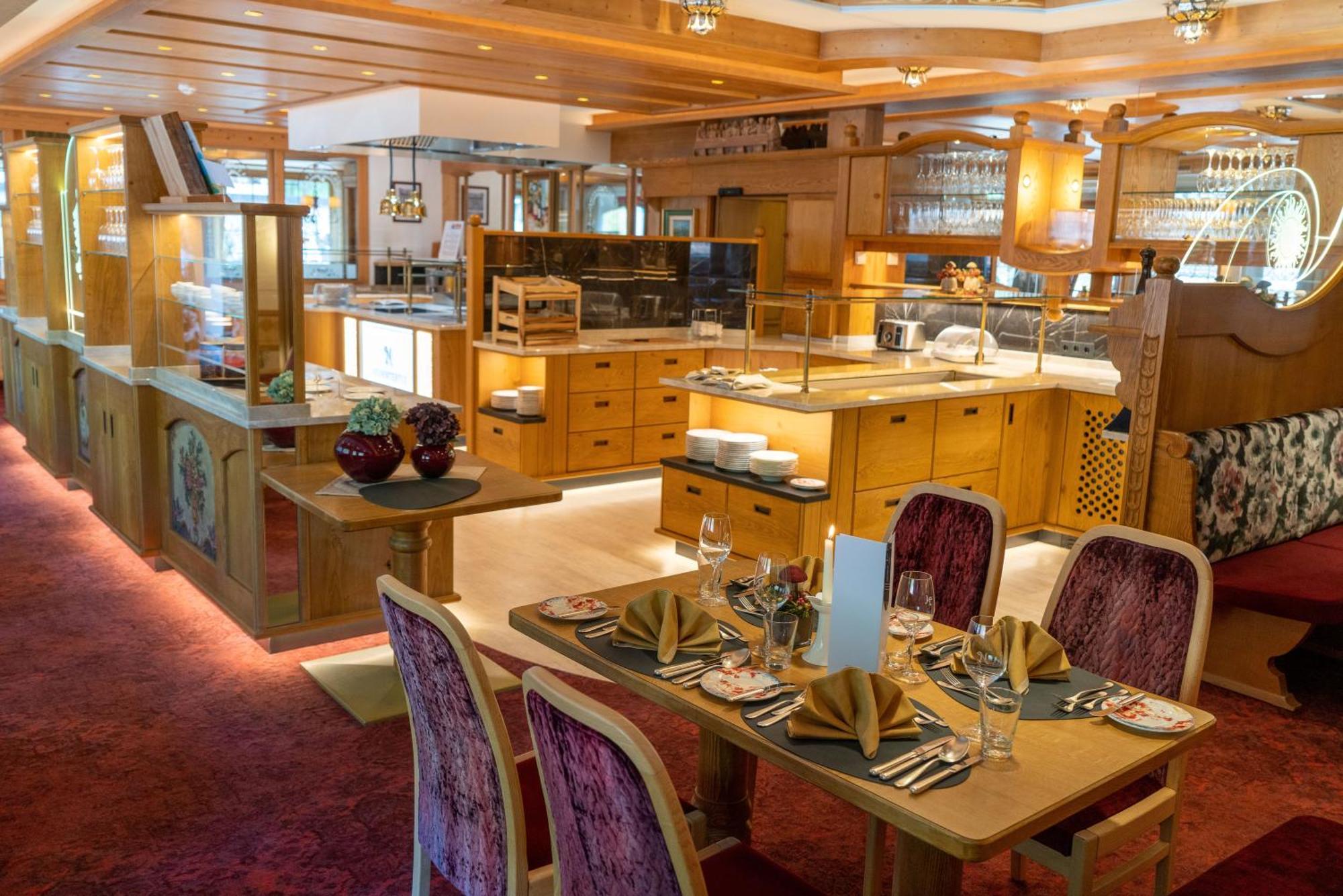Hotel Neuhintertux Ngoại thất bức ảnh