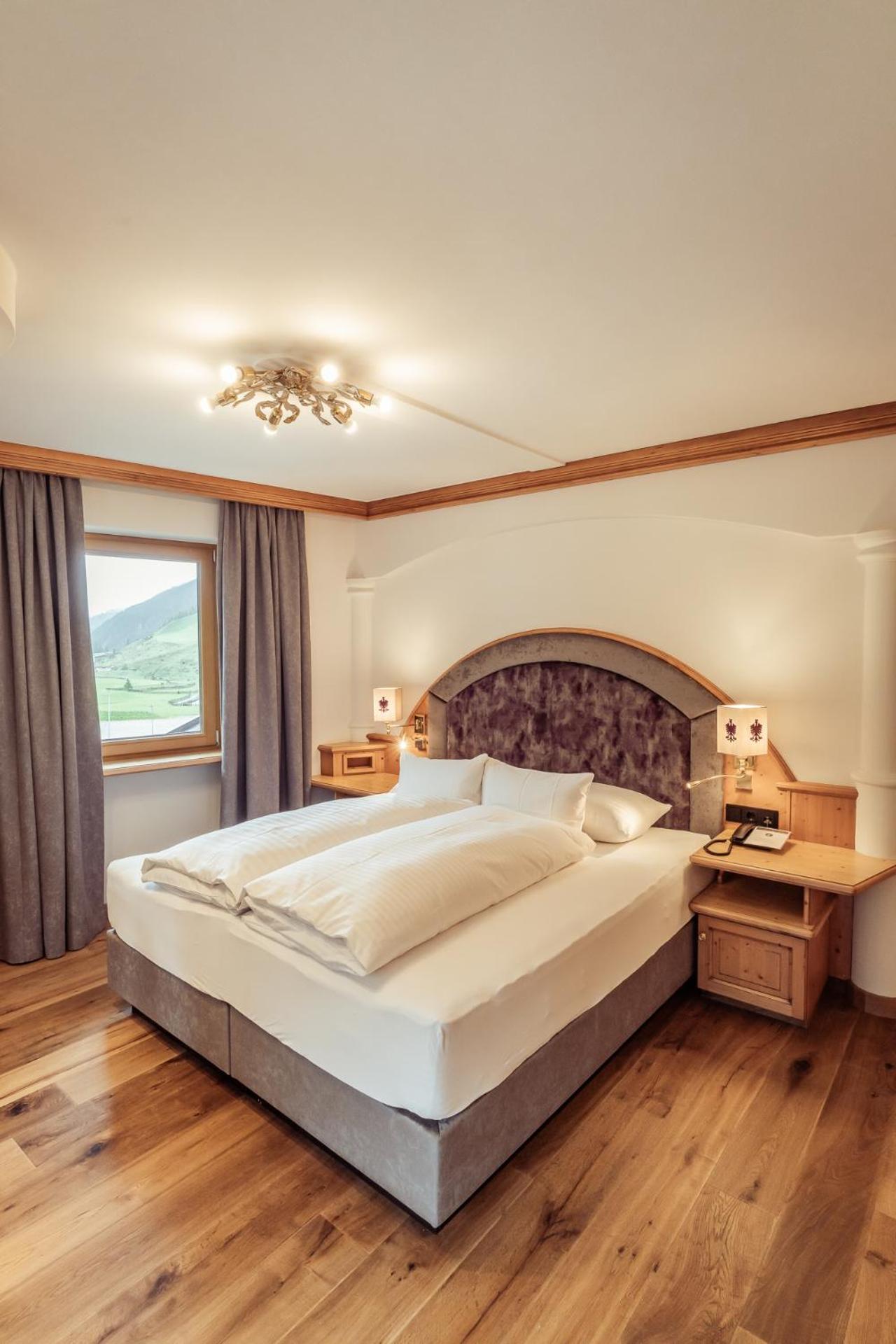 Hotel Neuhintertux Ngoại thất bức ảnh